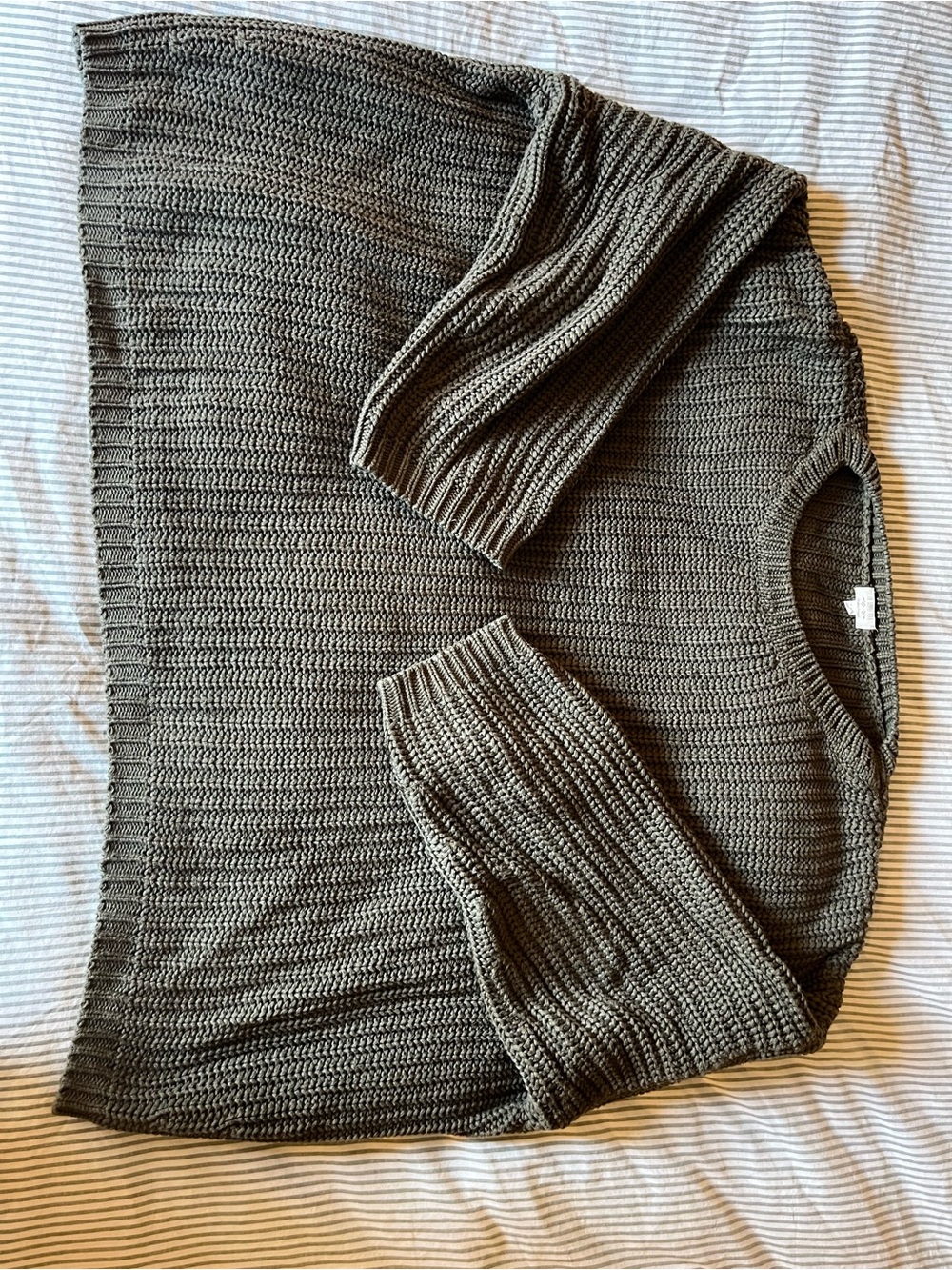 The Simple Folk- Crewneck Knit Sweater - Olive Green